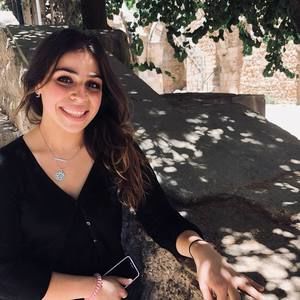 Meet your Posher, Valentina